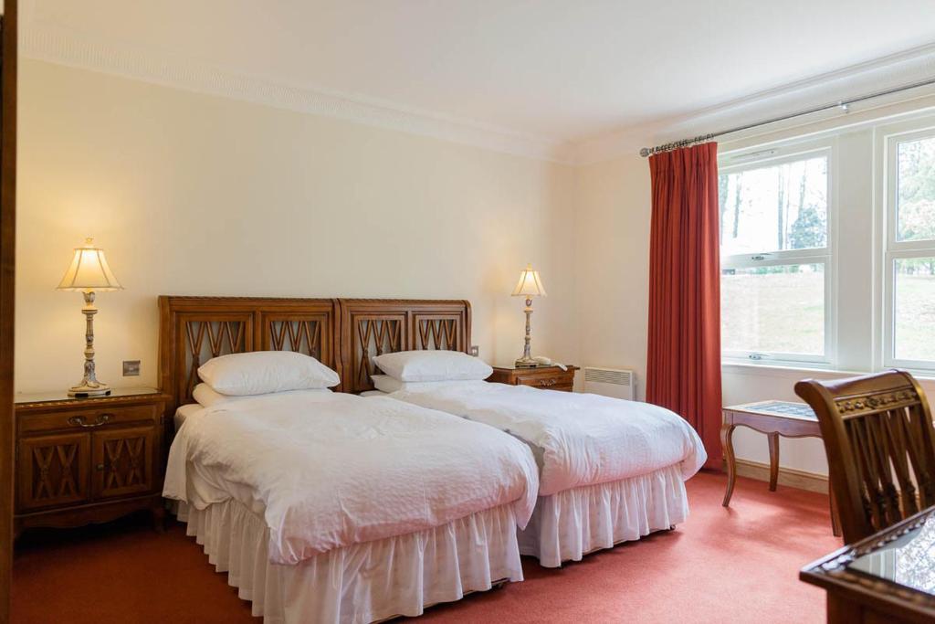 דומפריס Woodland House Hotel חדר תמונה