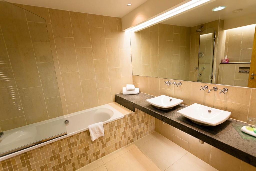 דומפריס Woodland House Hotel חדר תמונה